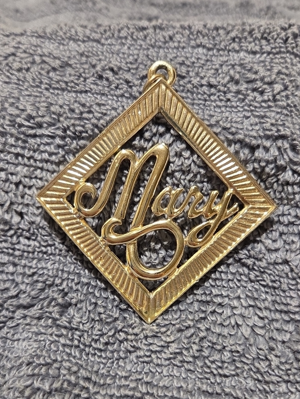 Gold "Mary" Name Pendant Home Accent